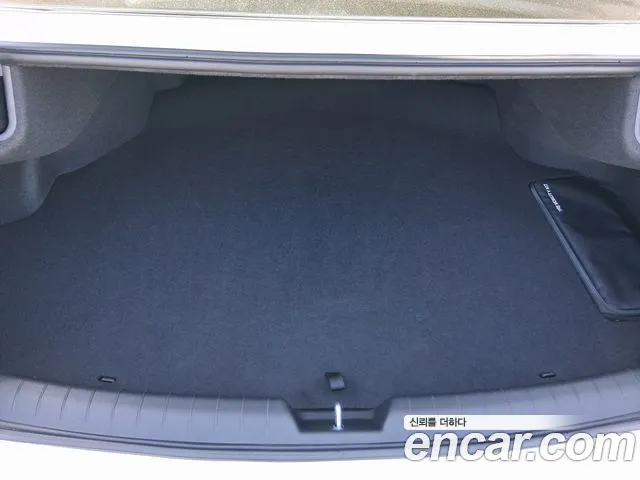 Hyundai Grandeur Grandeur (GN7) — Фото автомобиля 19
