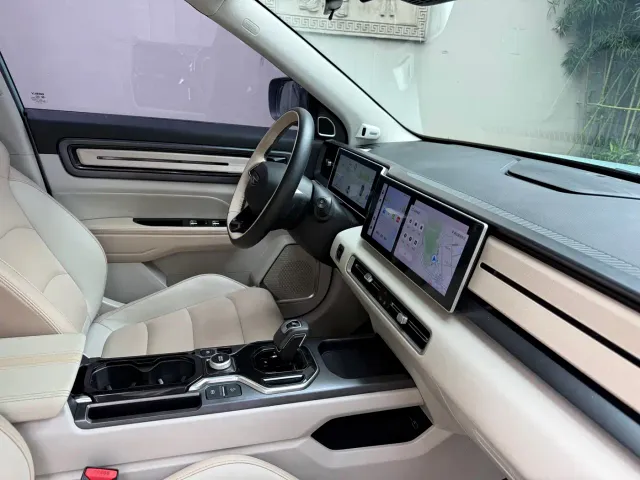 Geely ICON — Фото автомобиля 10
