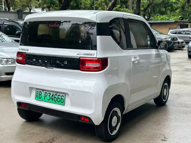 Wuling Hongguang Mini EV — Фото автомобиля 5