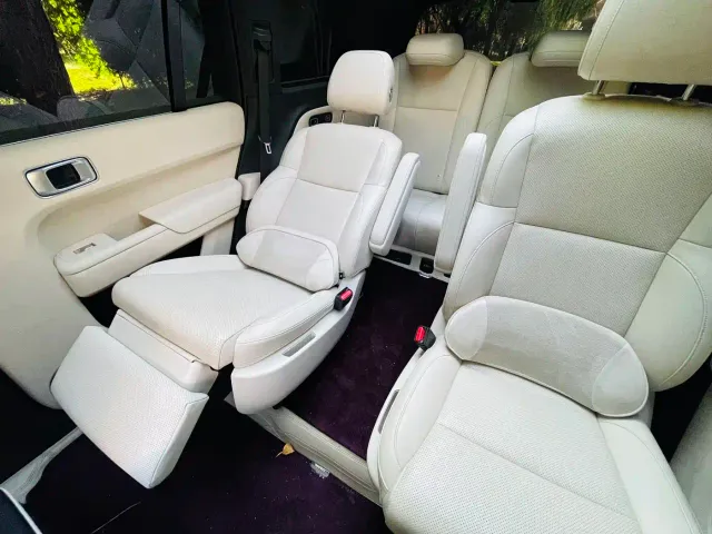 Li Auto L9 — Фото автомобиля 13