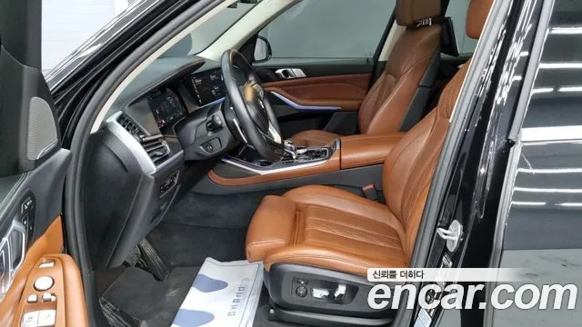BMW X7 — Фото автомобиля 7