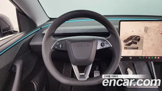 Tesla Model Y — Фото автомобиля 12