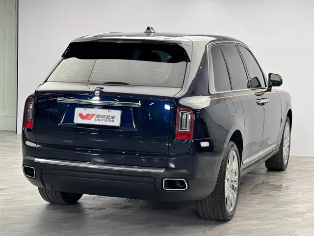 Rolls-Royce Cullinan — Фото автомобиля 4