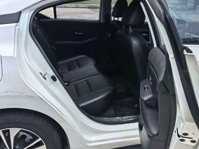 Nissan Sylphy — Фото автомобиля 5