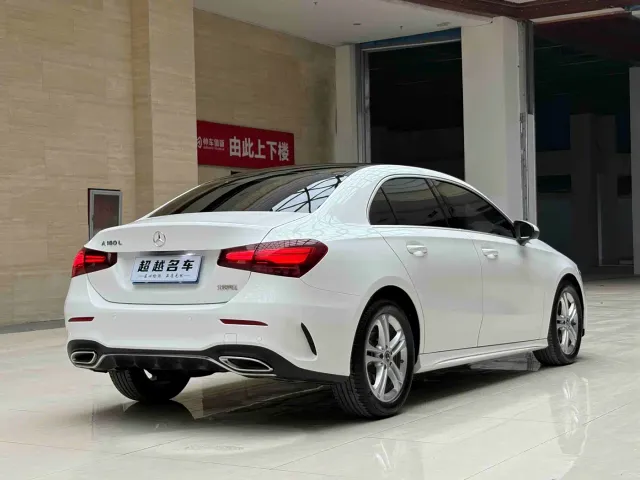 Mercedes-Benz A-Class — Фото автомобиля 16