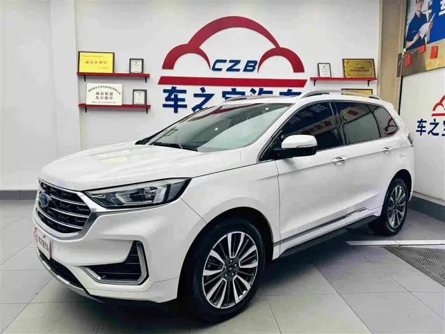 Ford Edge — Фото автомобиля 2