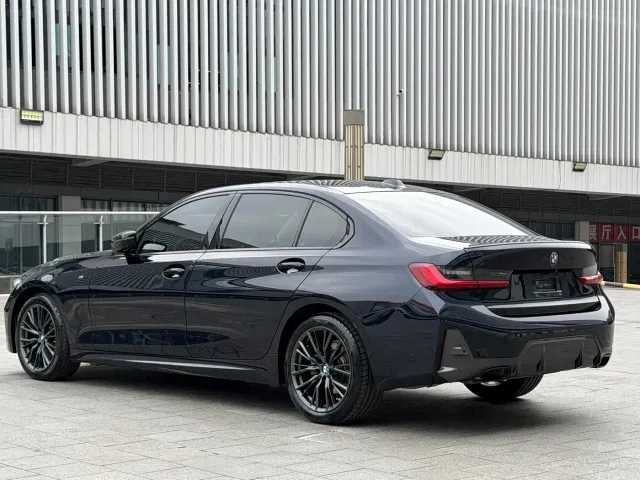 BMW 3 Series — Фото автомобиля 14