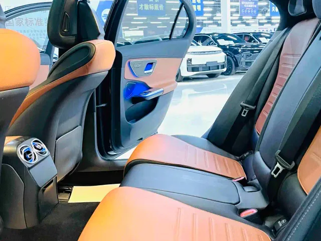 Mercedes-Benz C-Class — Фото автомобиля 7
