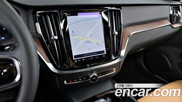 Вольво S60 S60 третьего поколения B5 Ultimate Bright — Фото автомобиля 15