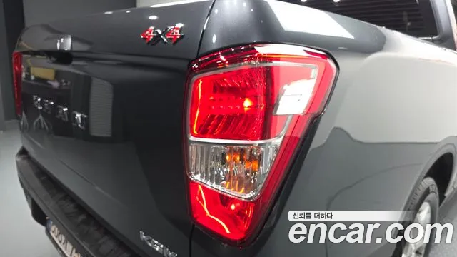 KG_Mobility_Ssangyong Rexton Новый Rexton Sport Khan Дизель 2.2 4WD — Фото автомобиля 20