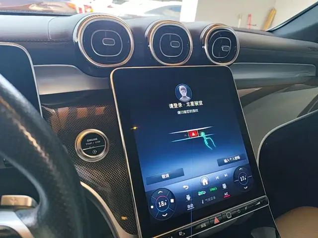 Mercedes-Benz GLC Coupe — Фото автомобиля 12