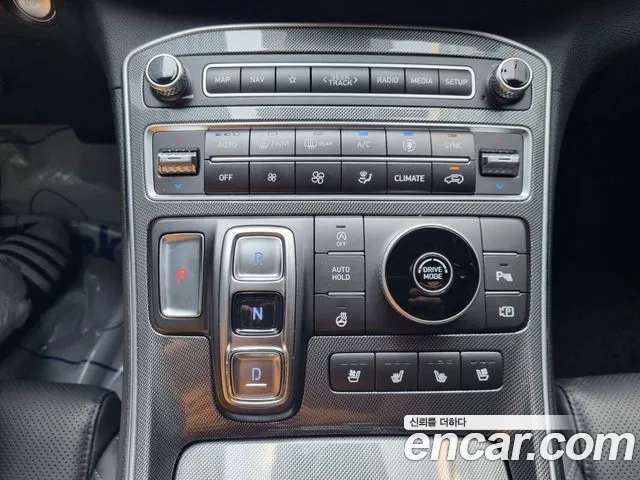 Hyundai Santafe Новый Santa Fe Дизель 2.2 2WD — Фото автомобиля 13