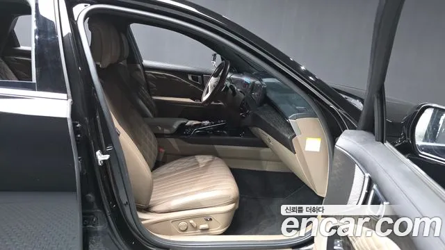 Kia K8 Hybrid — Фото автомобиля 11