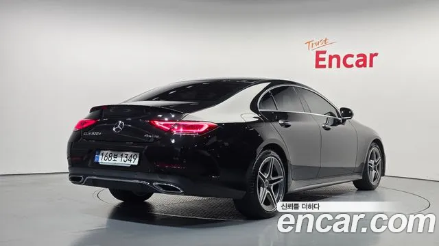 Mercedes-Benz CLS-Class — Фото автомобиля 2