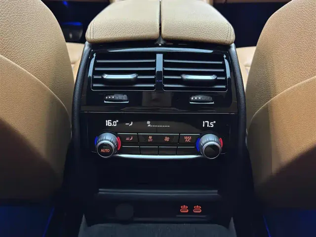 BMW 6 Series Gran Turismo — Фото автомобиля 11