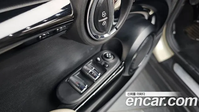 Mini Cooper Convertible — Фото автомобиля 27