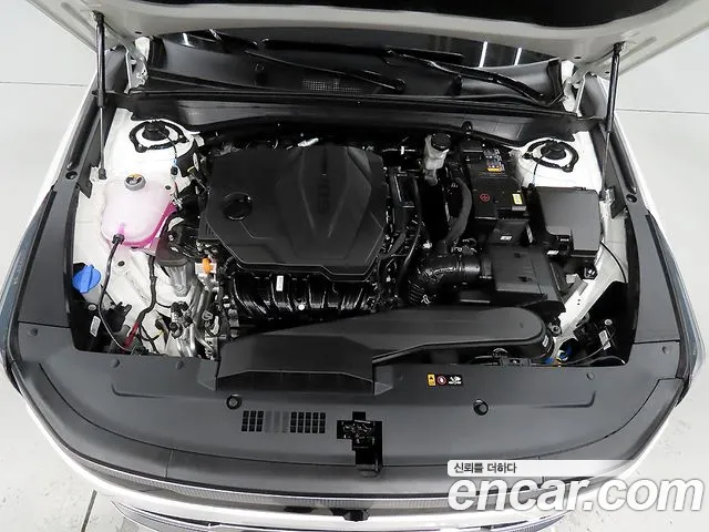Kia K8 The New K8 2.5 Бензин 2WD — Фото автомобиля 19