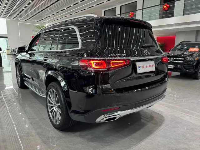 Mercedes-Benz GLS-Class — Фото автомобиля 26