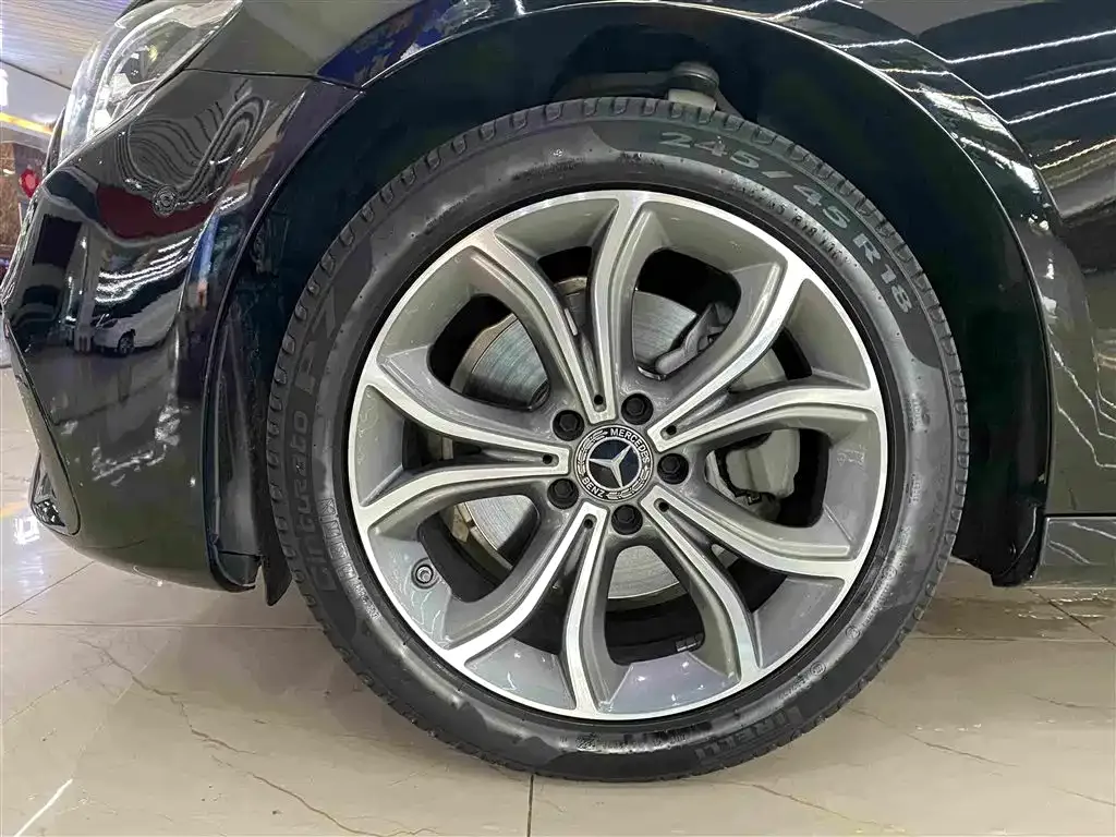 Mercedes-Benz Mercedes-Benz E-Class 2023 E 300 L Sport Luxury — Фото автомобиля 5
