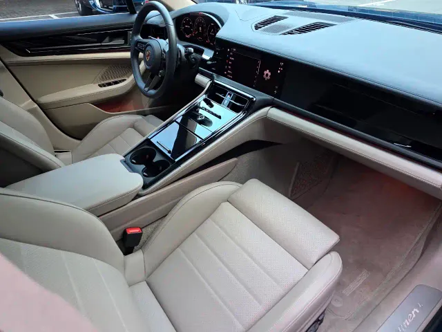 Porsche Panamera — Фото автомобиля 6