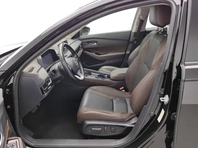 Honda Inspire Hybrid — Фото автомобиля 10