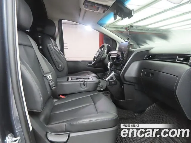 Hyundai Staria Staria — Фото автомобиля 6