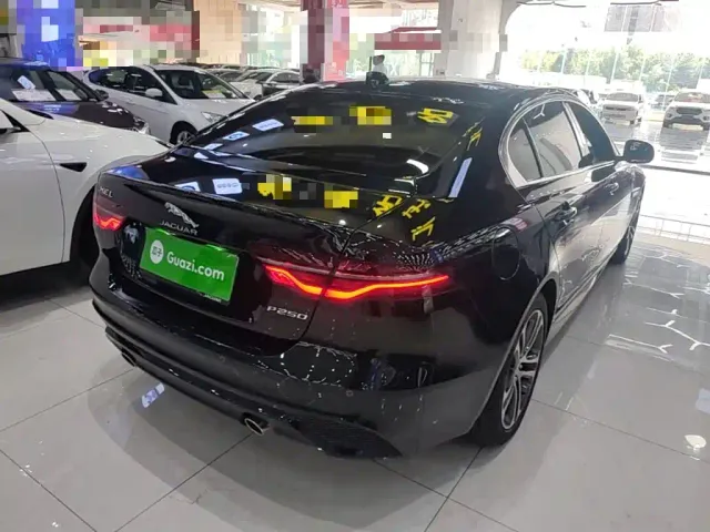 Jaguar XEL — Фото автомобиля 6