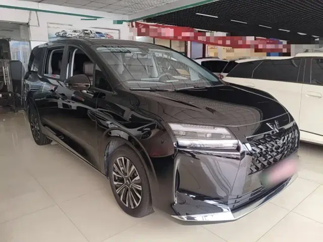 Wuling Starlight 730 — Фото автомобиля 3