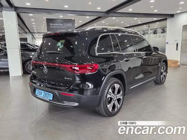 Mercedes-Benz EQB — Фото автомобиля 5