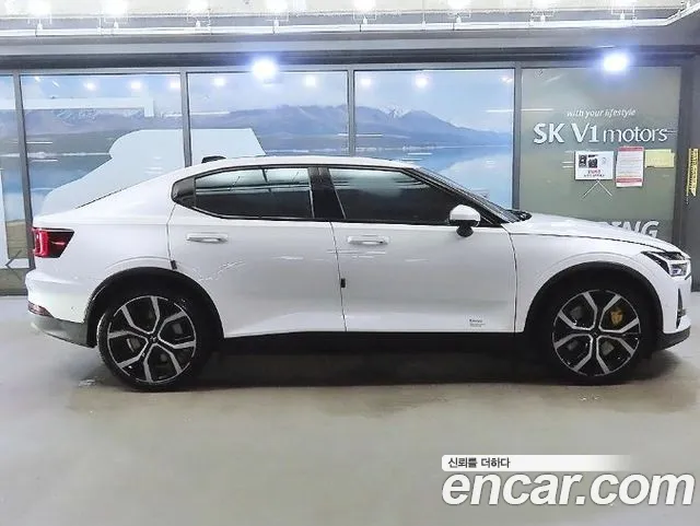 Polestar 2 — Фото автомобиля 3