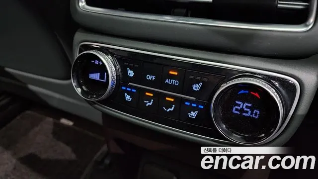 Genesis GV80 — Фото автомобиля 24