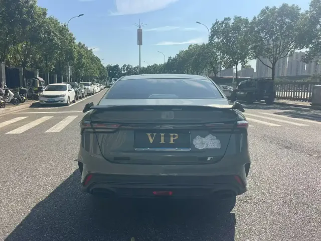 Geely Binrui — Фото автомобиля 8