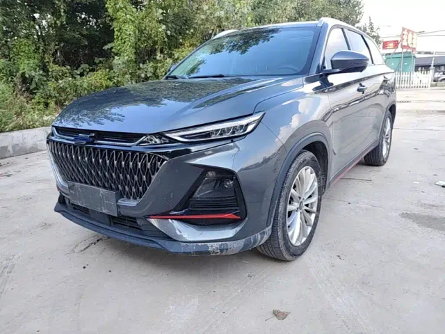 Фотография автомобиля — Changan X7 Plus