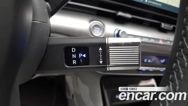 Hyundai Kona SX2 — Фото автомобиля 12