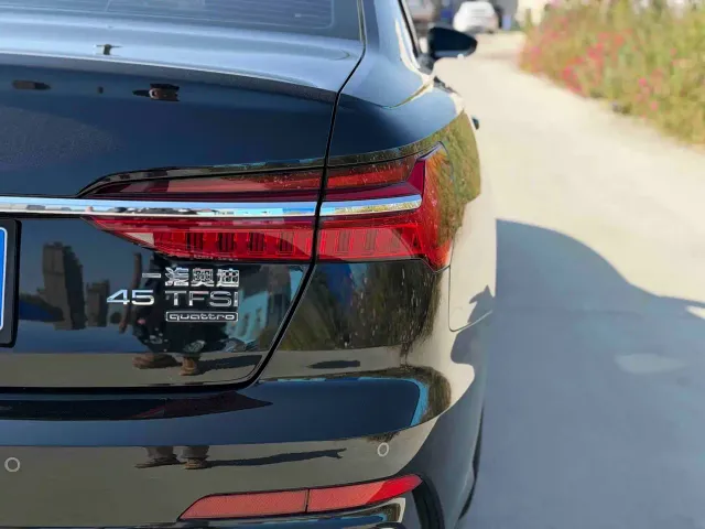 Audi A6L — Фото автомобиля 17