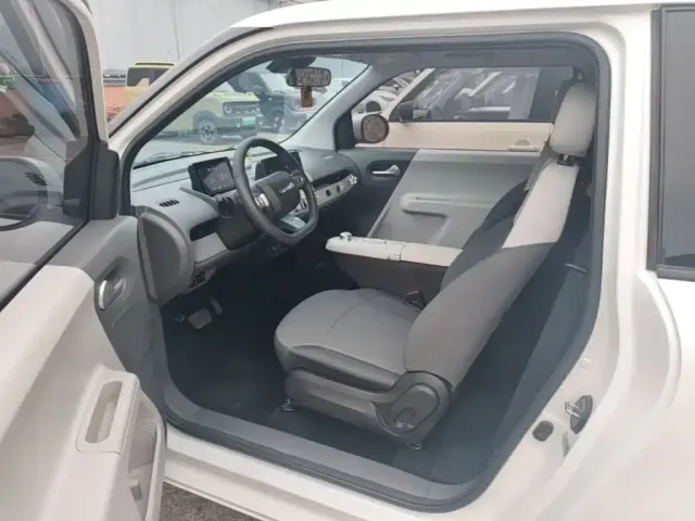 Changan Lumin — Фото автомобиля 15