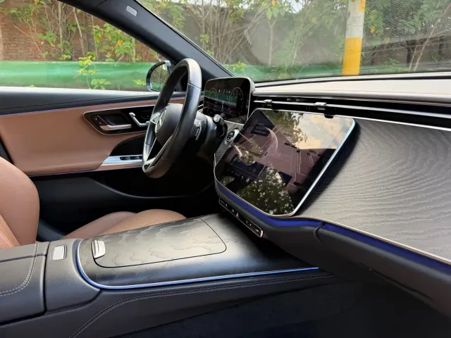Mercedes-Benz E-Class — Фото автомобиля 10