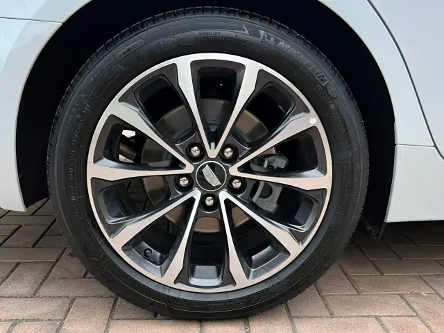 Cadillac CT5 — Фото автомобиля 17