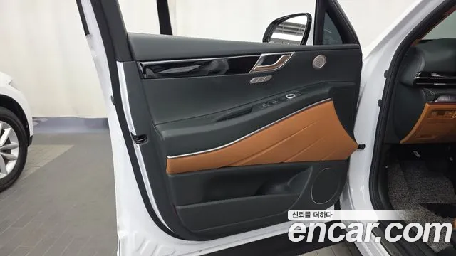 Genesis GV80 — Фото автомобиля 13