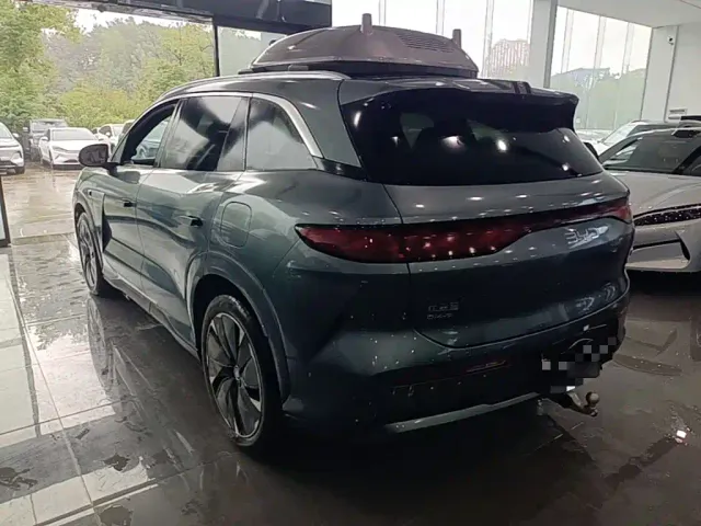 BYD Tang L — Фото автомобиля 4
