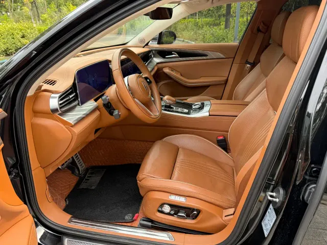 Hongqi H9 — Фото автомобиля 9