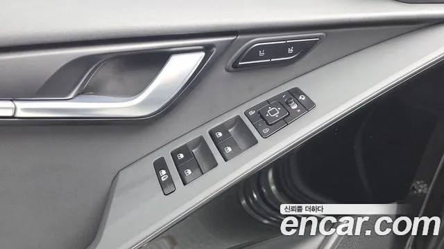 Kia Niro The All New Niro Signature — Фото автомобиля 28