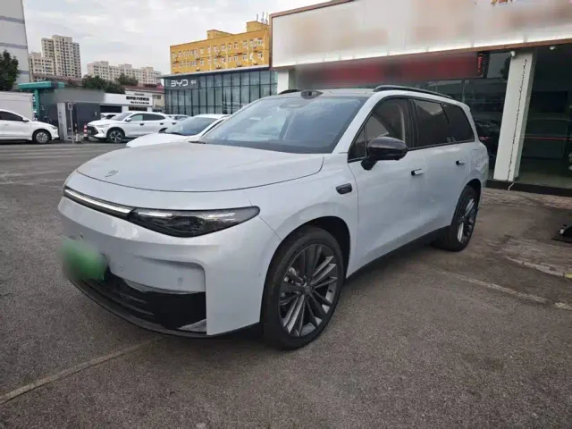 Фотография автомобиля — Leapmotor C16