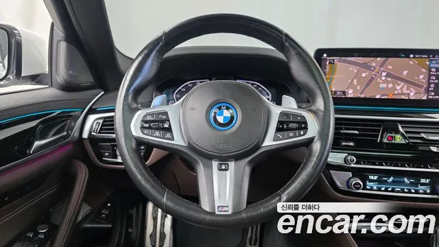 BMW 5-Series 5 серия (G30) — Фото автомобиля 13