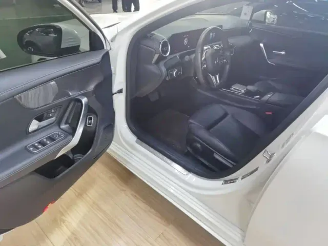 Mercedes-Benz A-Class — Фото автомобиля 15