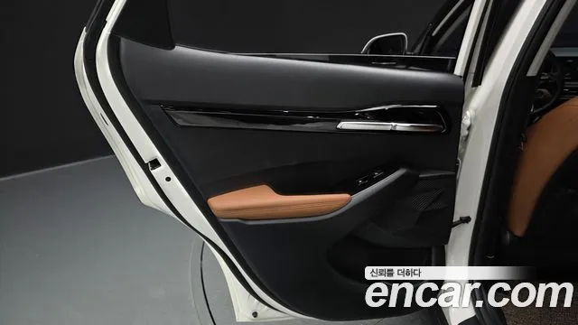 Kia Seltos — Фото автомобиля 14