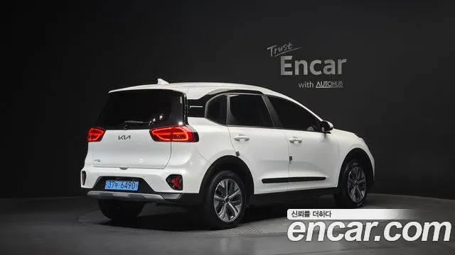 Фотография автомобиля — Kia Niro