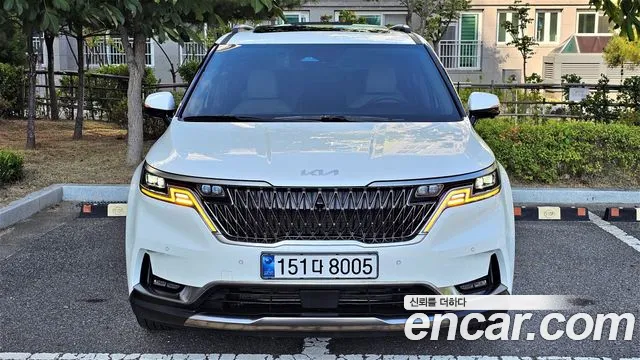 Kia Carnival Generation 4 — Фото автомобиля 3
