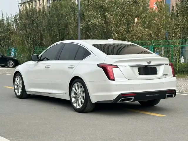 Cadillac CT5 — Фото автомобиля 4
