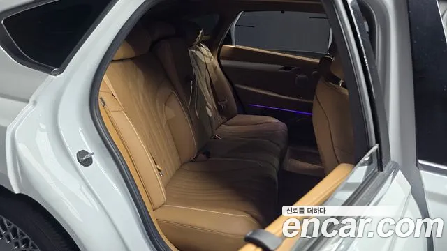 Genesis G80 Бензин 2.5 турбо 2WD — Фото автомобиля 2